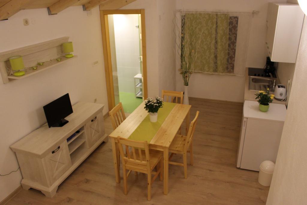 Guesthouse Casetta Verde Novaki Motovunski Exteriör bild