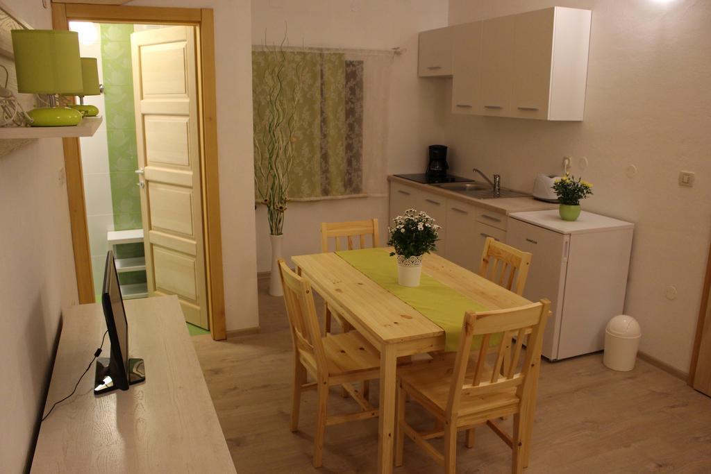 Guesthouse Casetta Verde Novaki Motovunski Exteriör bild