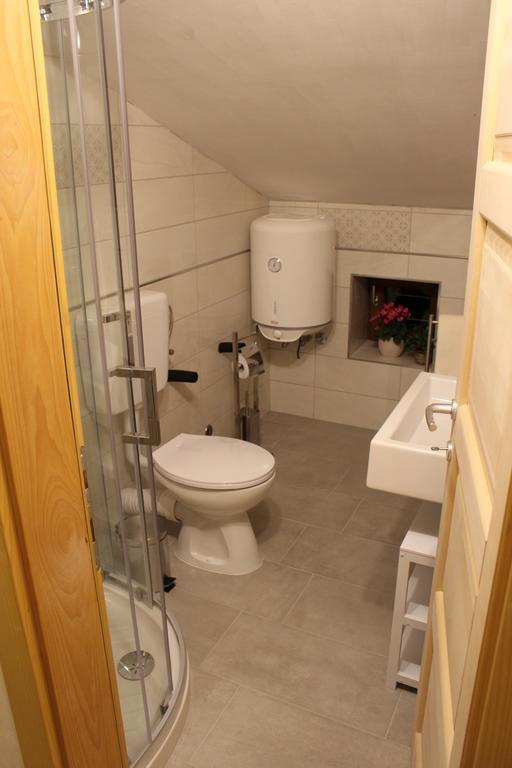 Guesthouse Casetta Verde Novaki Motovunski Exteriör bild