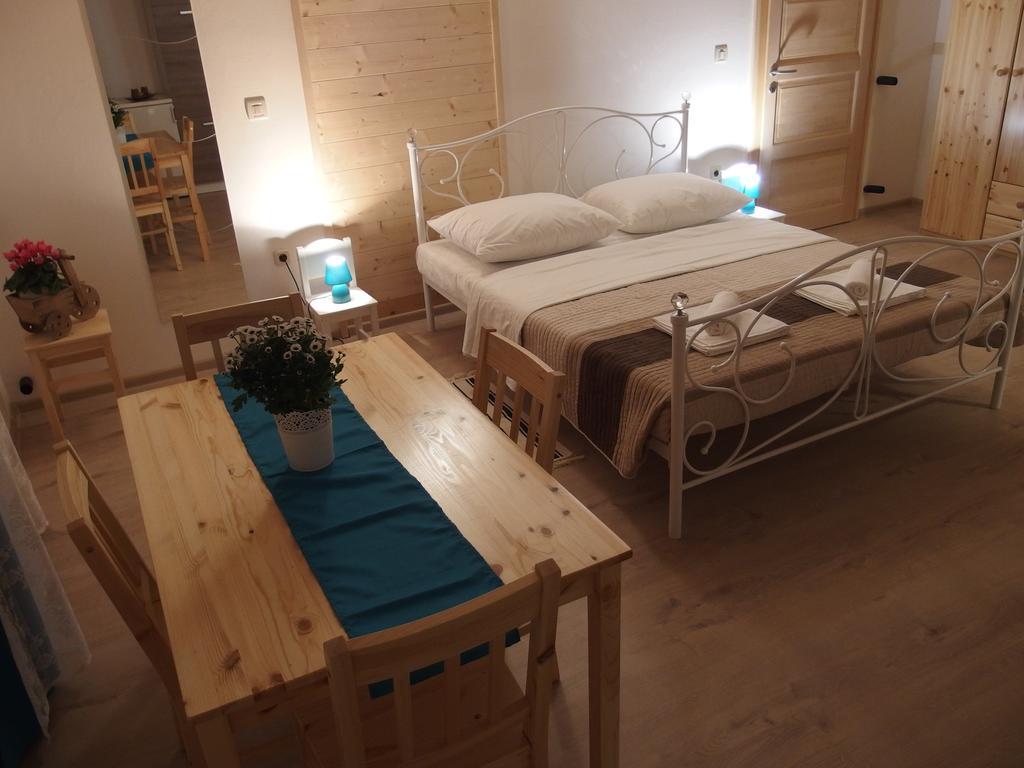 Guesthouse Casetta Verde Novaki Motovunski Exteriör bild